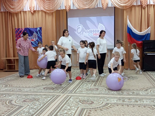C:\ТАНЯ\Сценарии\2025 Посвящение в Орлята 31 янв\photo_5278579029889977380_y.jpg